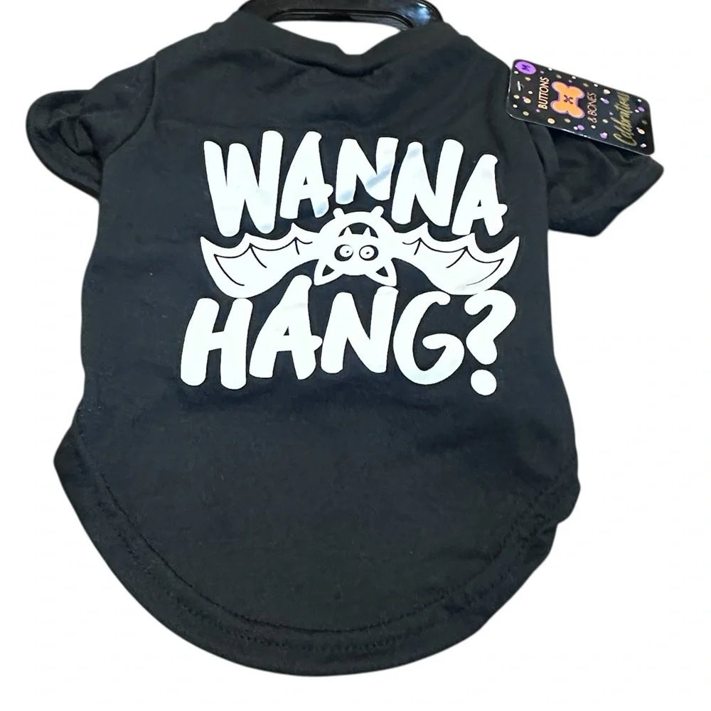 Wanna‎ Hang Dog tee Shirt Halloween Size medium Black Bat Design Buttons & Bone